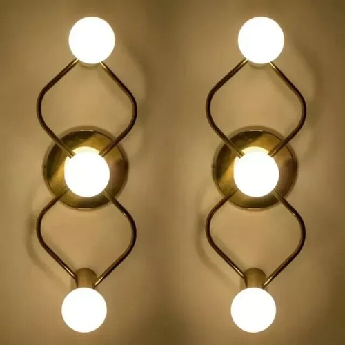 Sculptural mural laiton - sculptural,